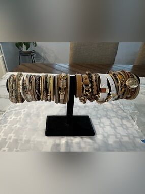 Lot of 10 Stacked Women's Bracelet Set in Tan, Brown, Gold and White